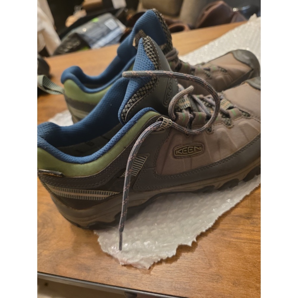 Keen Targhee 3 Gray Leather Low Top Hiking Shoes Sneakers Size 9.5 Mens. - Picture 2 of 16